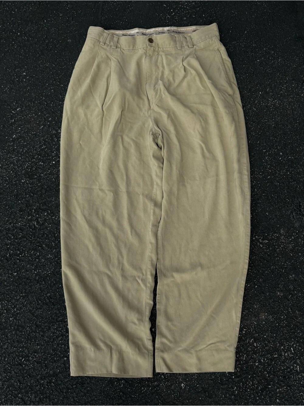 Tommy Bahama Relax Pants Mens 32 Tan Khaki 100% Silk Pleated Herringbone Trouser